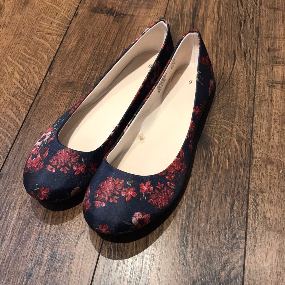 Ballet flats